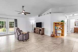 8549 Corbin Ct, Navarre, FL 32566 - Photo 9
