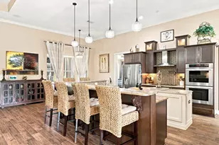 2008 Fontainebleau Ct, Navarre, FL 32566 - Photo 9