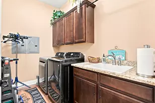 2008 Fontainebleau Ct, Navarre, FL 32566 - Photo 37