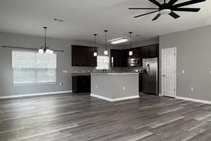 129 Matt Blvd, Niceville, FL 32578 - Photo 5
