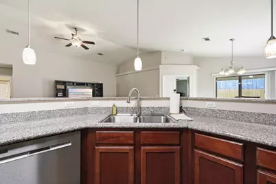 4541 Hermosa Road, Crestview, FL 32539 - Photo 9