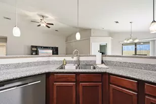 4541 Hermosa Rd, Crestview, FL 32539 - Photo 9