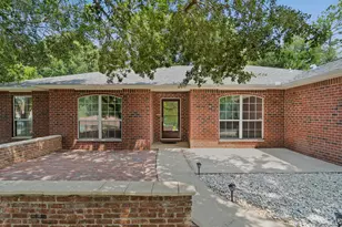 1244 Northview Dr, Crestview, FL 32536 - Photo 1