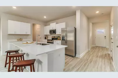 2013 Wiregrass Street, Navarre, FL 32566 - Photo 5