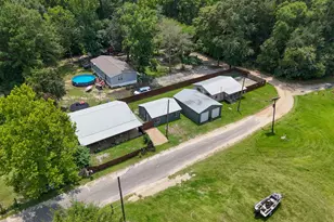 2060 Holly St, Westville, FL 32464 - Photo 5
