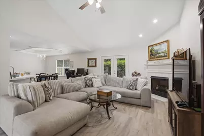 2199 Opal Court, Fort Walton Beach, FL 32547 - Photo 5