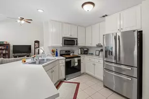 2199 Opal Ct, Fort Walton Beach, FL 32547 - Photo 11