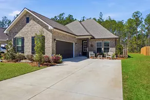 62 Brilliance Blvd, Freeport, FL 32439 - Photo 3