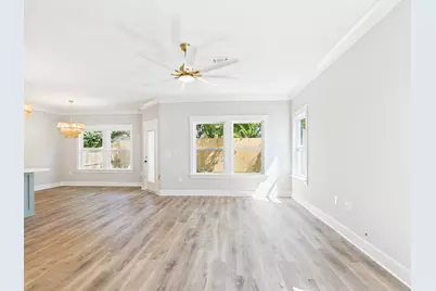 318 Boxer Avenue, Niceville, FL 32578 - Photo 9