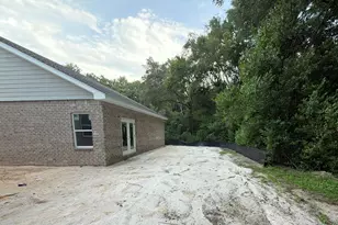 318 Boxer Ave, Niceville, FL 32578 - Photo 5
