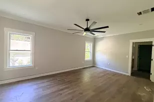 318 Boxer Ave, Niceville, FL 32578 - Photo 9