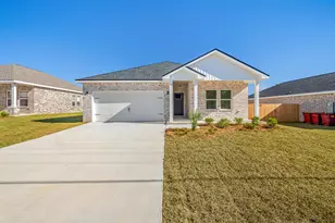 6119 Mildreds Wy, Crestview, FL 32539 - Photo 1