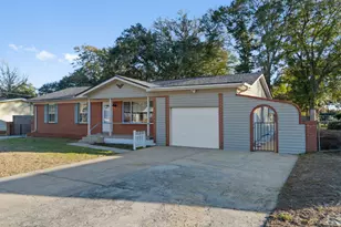 218 NW Katherine Pl, Fort Walton Beach, FL 32548 - Photo 7