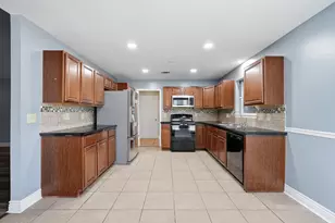 104 Hollow Cove, Crestview, FL 32539 - Photo 11