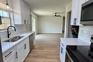 356 Echo Cir, Fort Walton Beach, FL 32548 - Photo 3