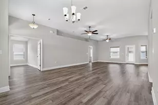 5823 Crestlake Dr, Crestview, FL 32536 - Photo 15