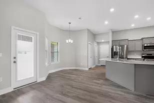 5823 Crestlake Dr, Crestview, FL 32536 - Photo 13