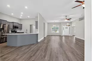 5823 Crestlake Dr, Crestview, FL 32536 - Photo 7