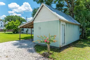 322 Crescent Dr, Defuniak Springs, FL 32435 - Photo 41