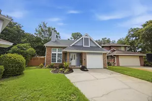 1513 W Mariah Way, Fort Walton Beach, FL 32547 - Photo 1