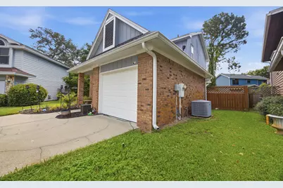 1513 W Mariah Way, Fort Walton Beach, FL 32547 - Photo 11