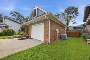 1513 W Mariah Way, Fort Walton Beach, FL 32547 - Photo 11