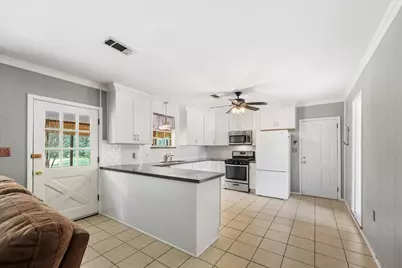 501 N 71st Avenue, Pensacola, FL 32506 - Photo 13