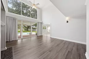 1001 Shalimar Point Dr, Shalimar, FL 32579 - Photo 11