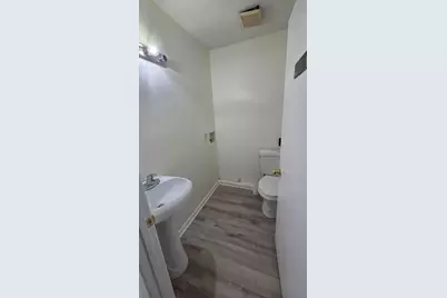 466 E Miracle Strip Parkway, Mary Esther, FL 32569 - Photo 19