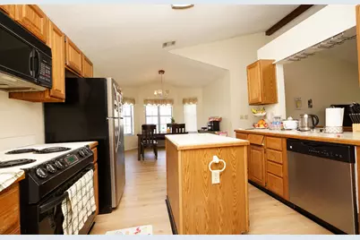 128 Meadow Woods Lane, Niceville, FL 32578 - Photo 15