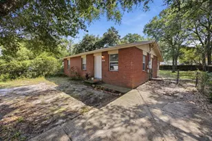 1005 Pinetree Rd, Mary Esther, FL 32569 - Photo 3