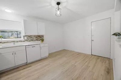 1005 Pinetree Road, Mary Esther, FL 32569 - Photo 11