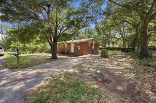 1005 Pinetree Rd, Mary Esther, FL 32569 - Photo 1