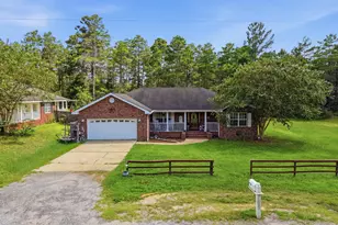 96 Primrose E Ave, Defuniak Springs, FL 32433 - Photo 1