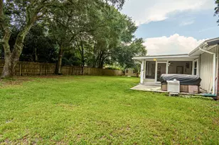 123 Pinewood Terrace, Fort Walton Beach, FL 32548 - Photo 21