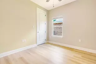 557 Valparaiso Pkwy, Valparaiso, FL 32580 - Photo 21