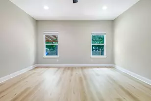 557 Valparaiso Pkwy, Valparaiso, FL 32580 - Photo 13