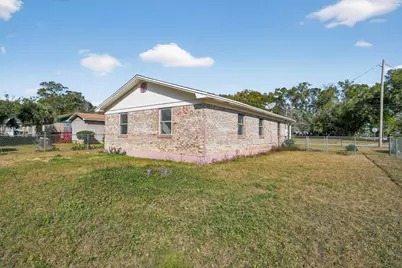 1101 W Jordan Street, Pensacola, FL 32501 - Photo 9