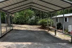 827 Squirrel Rd, Defuniak Springs, FL 32433 - Photo 23