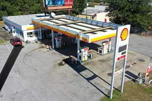 1699 Main St, Chipley, FL 32428 - Photo 1