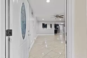 411 Shrewsbury Rd, Mary Esther, FL 32569 - Photo 3