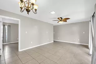 408 NW Marshall Ct, Fort Walton Beach, FL 32548 - Photo 5