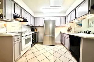 89 NE Harris Rd, Fort Walton Beach, FL 32547 - Photo 9