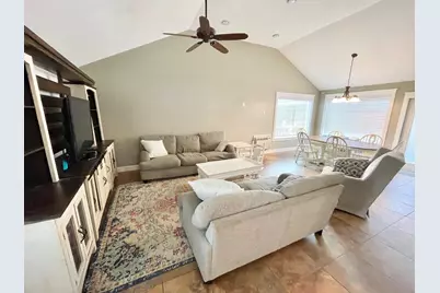 132 Menzel Street, Valparaiso, FL 32580 - Photo 5