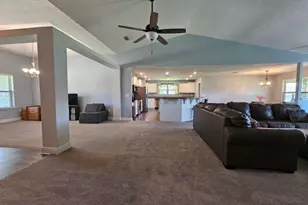 5787 E Dogwood Dr, Crestview, FL 32539 - Photo 9