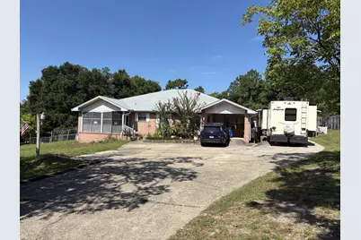 105 Navajo Trace, Crestview, FL 32536 - Photo 1