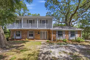 20 NW Sherwood Rd, Fort Walton Beach, FL 32547 - Photo 1