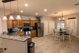 827 Fairview Dr, Fort Walton Beach, FL 32547 - Photo 3