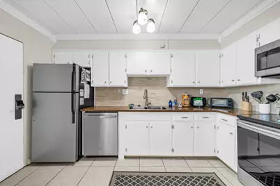 300 SW Miracle Strip Parkway #UNIT 1B, Fort Walton Beach, FL 32548 - Photo 9