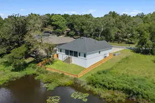 1720 25th St, Niceville, FL 32578 - Photo 5